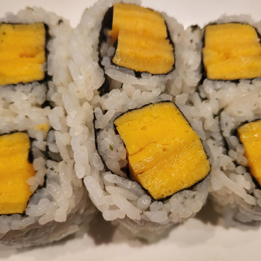 Tamago Maki (6 pcs)