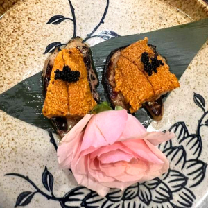 Foie Gras & Uni Sashimi (2 pcs)