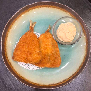 Deep-Fried Mackerel (Fish) (2 pcs)