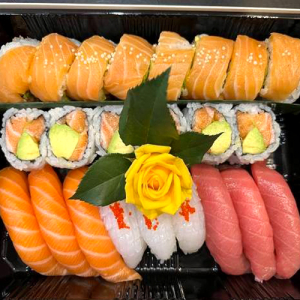 Roll & Sushi (23 pcs)