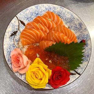 Salmon Ikura Don