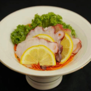 Octopus Sashimi (3 pcs)