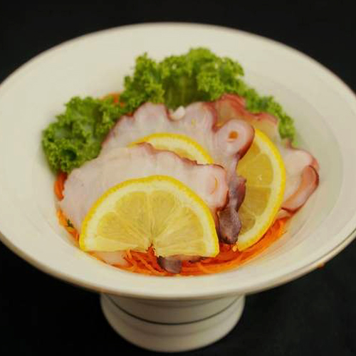 Octopus Sashimi (3 pcs)