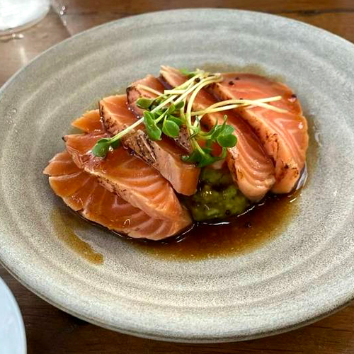 Salmon Tataki (6 pcs)