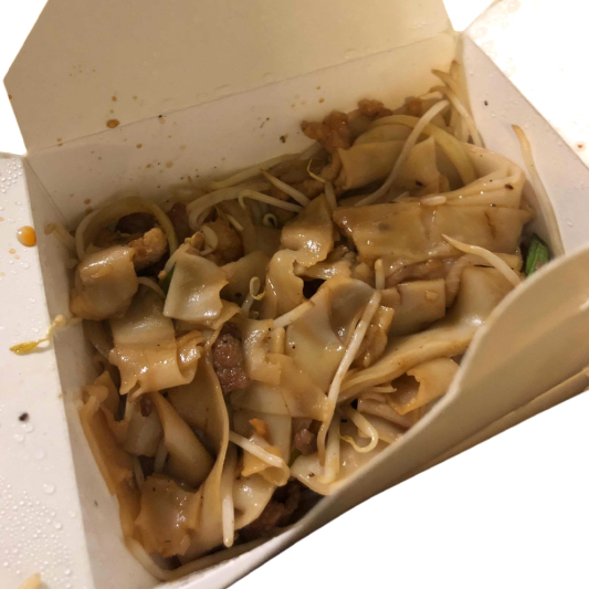 22. Banh Pho Xao Thap Cam