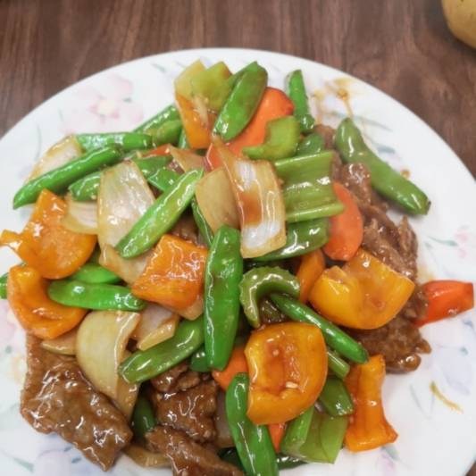 35. Beef with Pea Pods