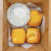 Deep-Fried Milk Buns (4 pcs) / 油炸小馒头