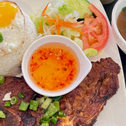 Pork Chop Rice Plate / Com Suon Heo Nuong