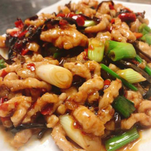 Shredded Pork with Chili Sauce 魚香肉絲