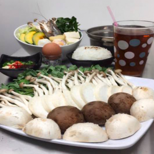 Assorted Mushroom Pot 綜合菇菌鍋