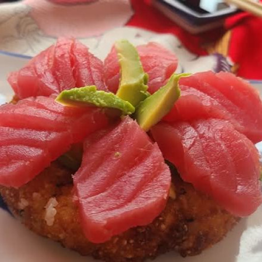 Spicy Tuna Sushi Pizza