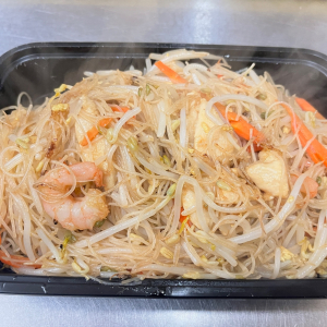 Cantonese Style Fried Rice Noodle
