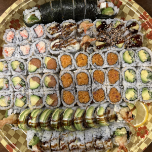 MP3. Maki Platter C (75 pcs+3 Miso)