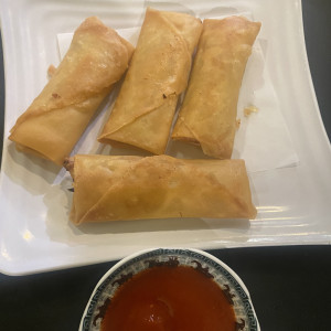 Burmese Vegan Spring Rolls (4 pcs)