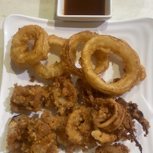 Fried Calamari & Onion Rings
