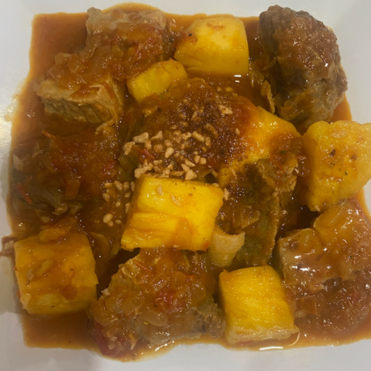 Fresh Pineapple & Pork Curry