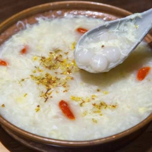 Sweet Dumpling Soup 桂花酒酿小圆子