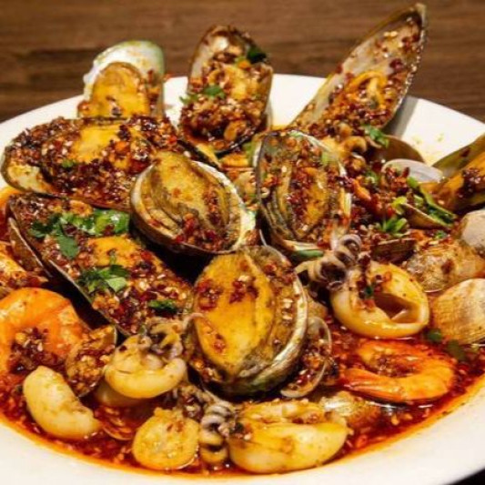 Spicy Seafood Platter 香辣捞汁海鲜拼盘