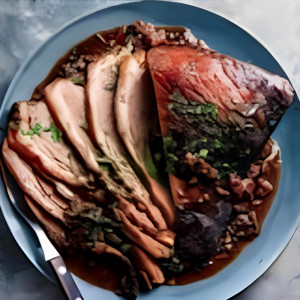 House Special Roast Suckling Pig Braised Beef Briskets (1 Box)