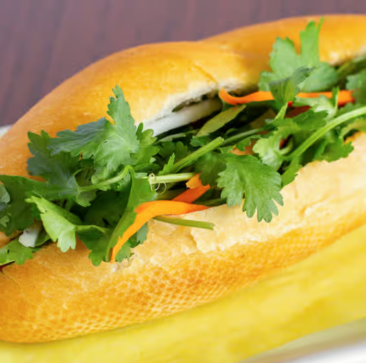 S2. Grilled Chicken Sandwich / Banh Mi Ga
