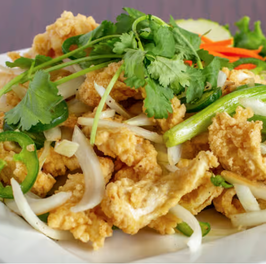 A7. Fried Salt & Pepper Calamari / Mục Rang Muoi