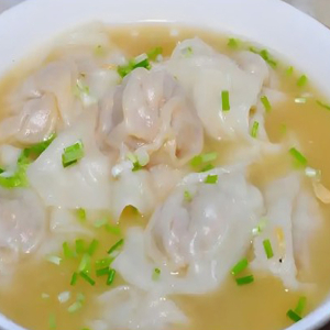 Non-Spicy Wonton Soup 清汤鲜肉混沌 