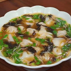 Laver Dried Small Shrimps Wonton Soup 紫菜虾皮馄饨汤