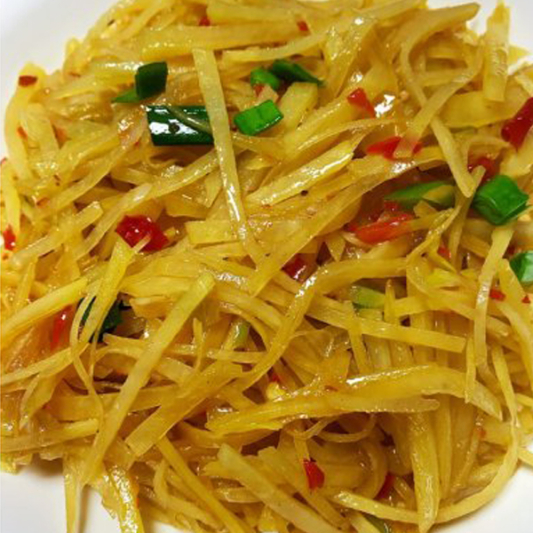 Sour and Spicy Shredded Potatoes 酸辣土豆丝 