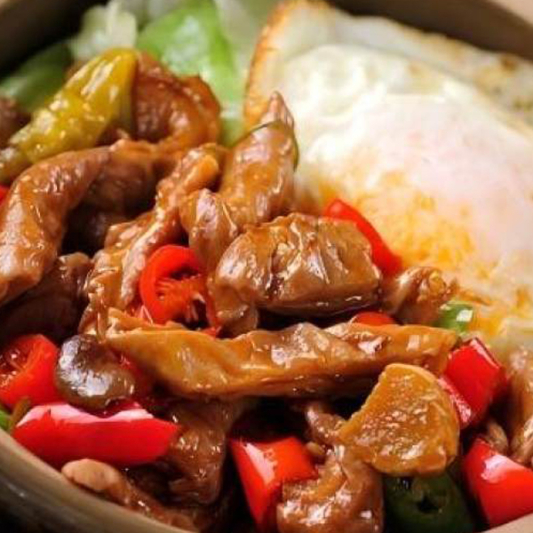 Braised Pork Intestine with Fried Egg Rice Set 红烧肥肠煎蛋饭配排骨汤