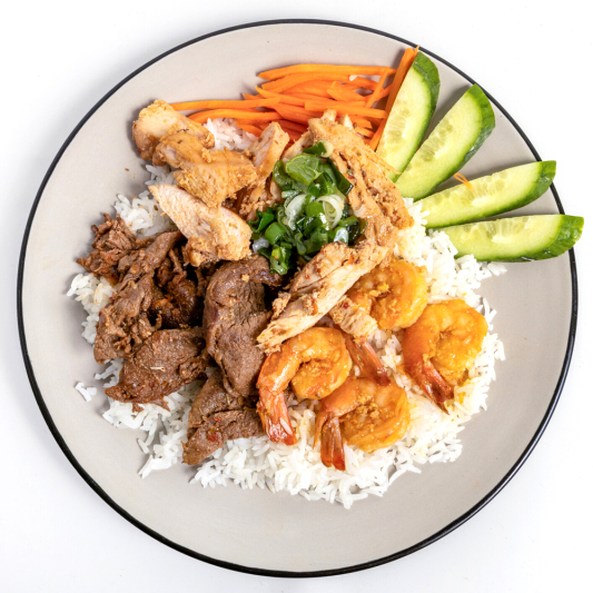 27. Grilled Pork and Shrimp on Steamed Rice