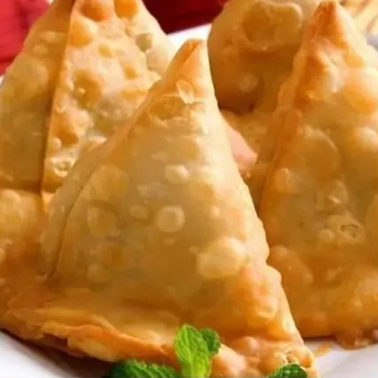 Vegetable Samosa (2 pcs)