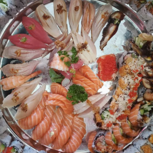 Family Party Tray (for 4)