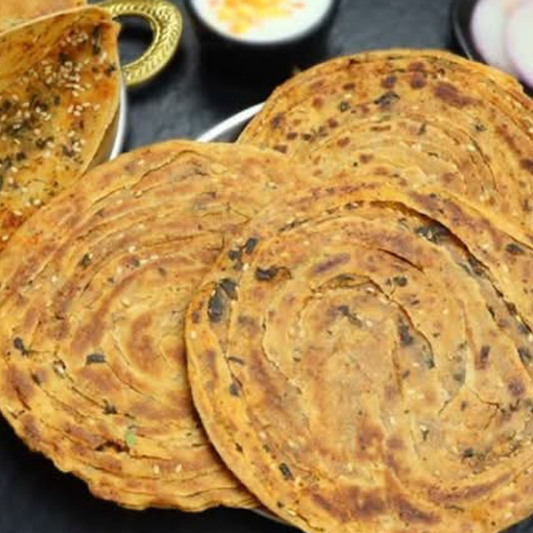 Methi Mirchi Lacha Paratha 