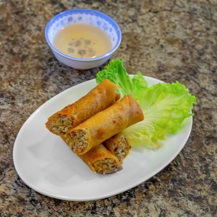 1. Vietnamese Pork Spring Rolls (2 pcs) / Chả Gi&ograve; Thịt (2 pcs)