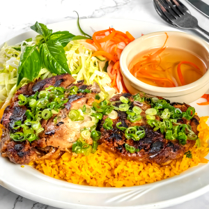 47. Grilled Lemongrass Chicken with Fried Rice (Cơm Chi&ecirc;n G&agrave; Ướp Sả) (香茅雞炒飯)