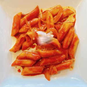 Creamy Ros&eacute; Tteokbokki / 로제 떡볶이