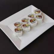 Salmon & Avocado Roll (8 pcs)