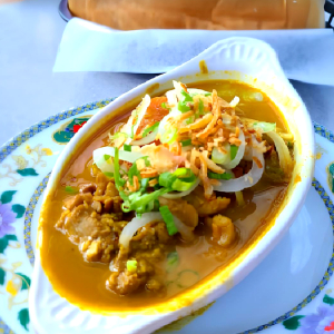 5. Curry Chicken with Bread / B&aacute;nh M&igrave; C&agrave;ri G&agrave; / 咖哩麵包