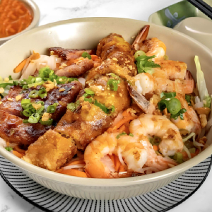 74. Grilled Minced Pork Patty, Spring Roll & Grilled Prawns with Vermicelli / B&uacute;n Nem Nướng, Chả Gi&ograve;, T&ocirc;m Nướng