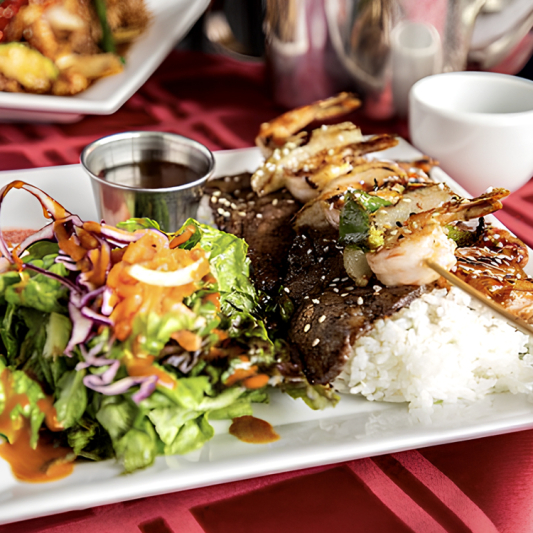 Poulet et b&oelig;uf grill&eacute; / Grilled Chicken and Beef