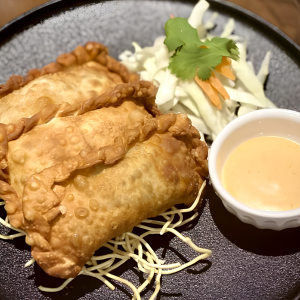 Vegetable Puffs (3 pcs)