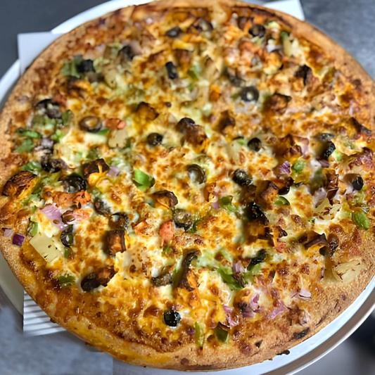 Shahi Paneer Pizza