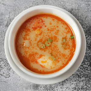 Soupe tha&iuml;landaise tom yum aux fruits de mer / Thai Seafood Tom Yum Soup