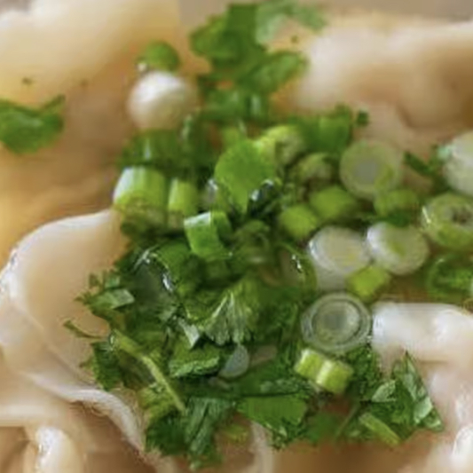 Wonton (10 pcs) Soup - Ho&agrave;nh Th&aacute;nh S&uacute;p