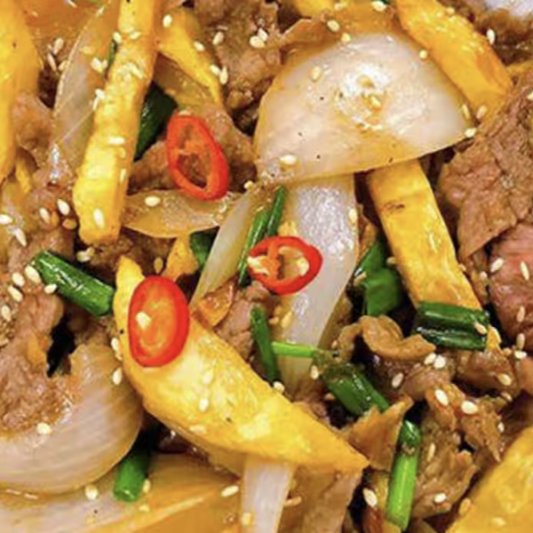 Beef Stir-Fry with French Fries