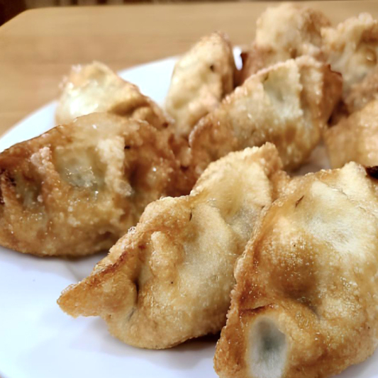 Dumplings (6 pcs)