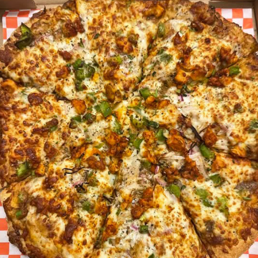 Achari Chicken Pizza