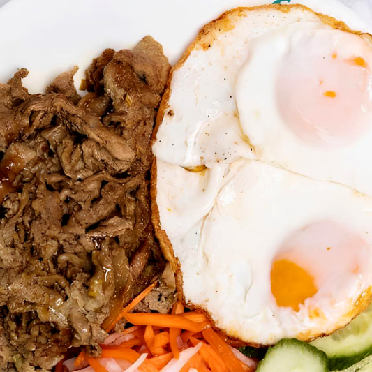 69. Rice with Two Eggs Sunny-Side Up and Lemongrass Pork Slices | Pho ...