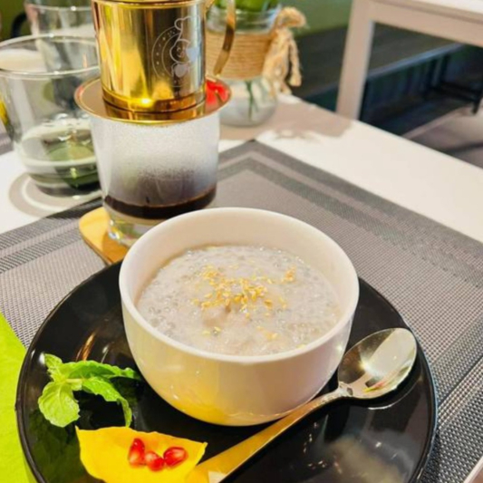 21. Banana with Tapioca and Coconut Milk / 21. Banane avec tapioca et lait de coco