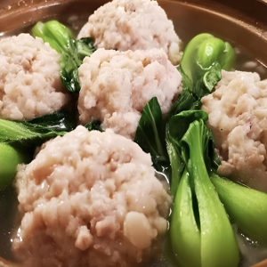 Clear Soup Lion's Head Meatballs (4 pcs) 清汤狮子头 (4个)